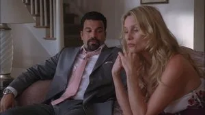 Desperate Housewives 3. sezon 22. bölüm görseli