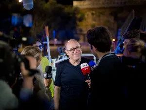 Vita da Carlo 1. sezon 9. bölüm görseli