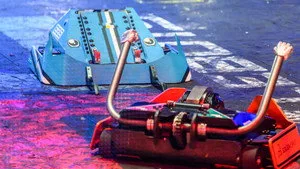 BattleBots 8. sezon 8. bölüm görseli