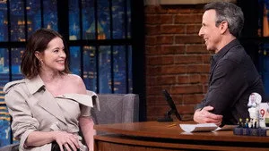 Late Night with Seth Meyers 13. sezon 56. bölüm görseli