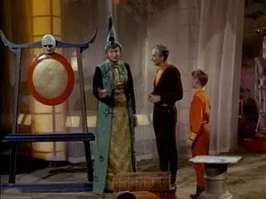 Lost in Space 2. sezon 21. bölüm görseli
