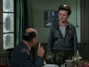 Hogan's Heroes 3. sezon 19. bölüm görseli