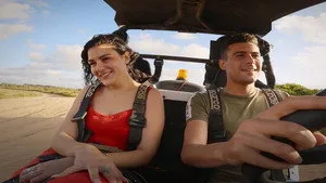 Jewish Matchmaking 1. sezon 7. bölüm görseli