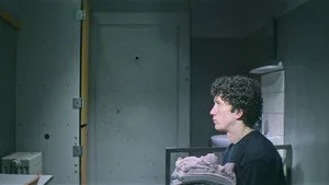 How to Sell Drugs Online (Fast) 4. sezon 1. bölüm görseli