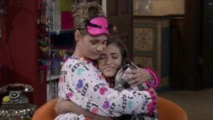 Fuller House 2. sezon 7. bölüm görseli