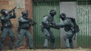 La Linea: La sombra del narco 1. sezon 4. bölüm görseli
