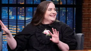 Late Night with Seth Meyers 12. sezon 48. bölüm görseli