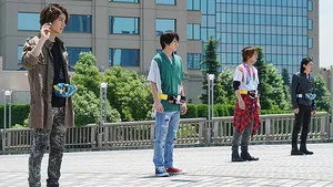 Kamen Rider 28. sezon 46. bölüm görseli