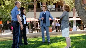 The Mentalist 2. sezon 22. bölüm görseli
