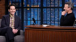 Late Night with Seth Meyers 13. sezon 104. bölüm görseli