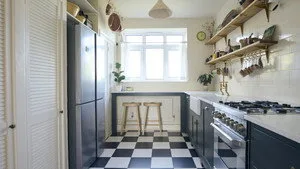 For the Love of Kitchens 2. sezon 6. bölüm görseli