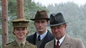 Foyle's War 5. sezon 1. bölüm görseli