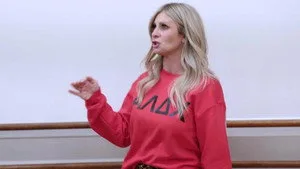 Dance Moms 8. sezon 7. bölüm görseli