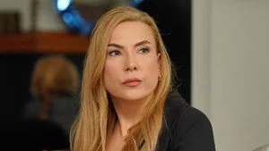 Kızılcık Şerbeti 3. sezon 6. bölüm görseli