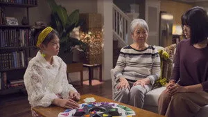 Claudia ve Bilgiç Janine