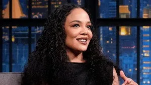 Late Night with Seth Meyers 13. sezon 79. bölüm görseli