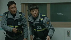 Save Me 2. sezon 8. bölüm görseli