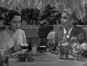 Alfred Hitchcock Sunar 4. sezon 34. bölüm görseli