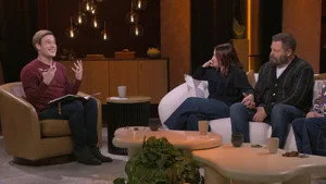 Tyler Henry ile Öbür Dünyadan Canlı Yayın 1. sezon 18. bölüm görseli
