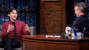 Late Night with Seth Meyers 13. sezon 122. bölüm görseli
