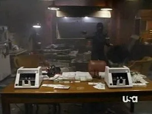 Nash Bridges 6. sezon 21. bölüm görseli