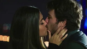 Güneşin Kızları 1. sezon 19. bölüm görseli