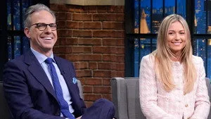 Late Night with Seth Meyers 12. sezon 12. bölüm görseli