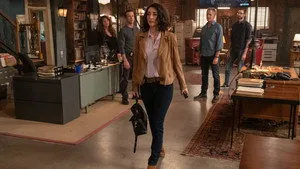 NCIS: New Orleans 5. sezon 16. bölüm görseli