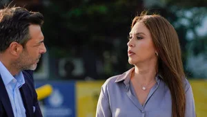 Kızılcık Şerbeti 2. sezon 8. bölüm görseli