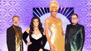 RuPaul's Drag Race UK 1. sezon 8. bölüm görseli