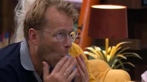 LOL: Last One Laughing Nederland 4. sezon 4. bölüm görseli