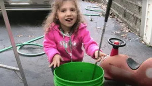 Natalia Grace'in Tuhaf Hikayesi 1. sezon 3. bölüm görseli