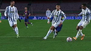 Ya Hep Ya Hiç: Juventus 1. sezon 3. bölüm görseli