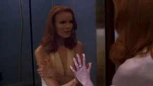 Desperate Housewives 2. sezon 9. bölüm görseli
