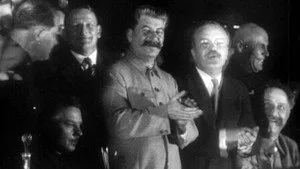 Gerçekleri Manipüle Et