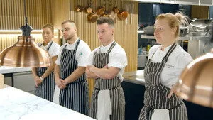 Five Star Kitchen: Britain's Next Great Chef 1. sezon 6. bölüm görseli