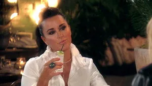The Real Housewives of Beverly Hills 8. sezon 8. bölüm görseli