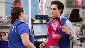 Superstore 1. sezon 10. bölüm görseli