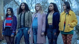 Pretty Little Liars: Original Sin 1. sezon 10. bölüm görseli