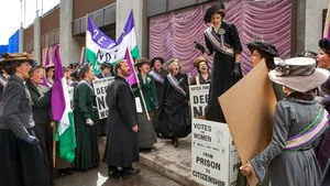 Mr Selfridge 1. sezon 5. bölüm görseli