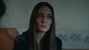 Biz Kimden Kaçıyorduk Anne? 1. sezon 3. bölüm görseli