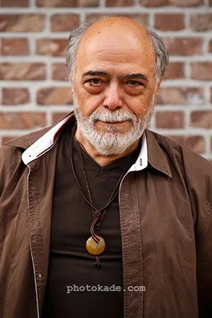 اکبر زنجانپور