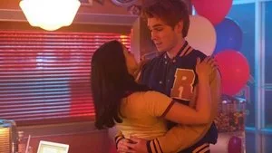 Riverdale 2. sezon 2. bölüm görseli