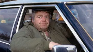 Keeping Up Appearances 2. sezon 6. bölüm görseli