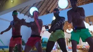Too Hot to Handle: Latin Amerika 1. sezon 2. bölüm görseli