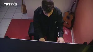 Tiyatro ve Piyano