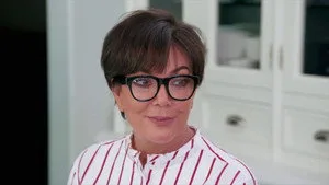 Keeping Up with the Kardashians 14. sezon 12. bölüm görseli