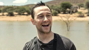 Bear Grylls ile Yabanda 4. sezon 1. bölüm görseli