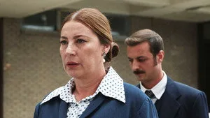 41. Bölüm: İki Dudak Arası