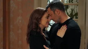 Kızılcık Şerbeti 2. sezon 25. bölüm görseli